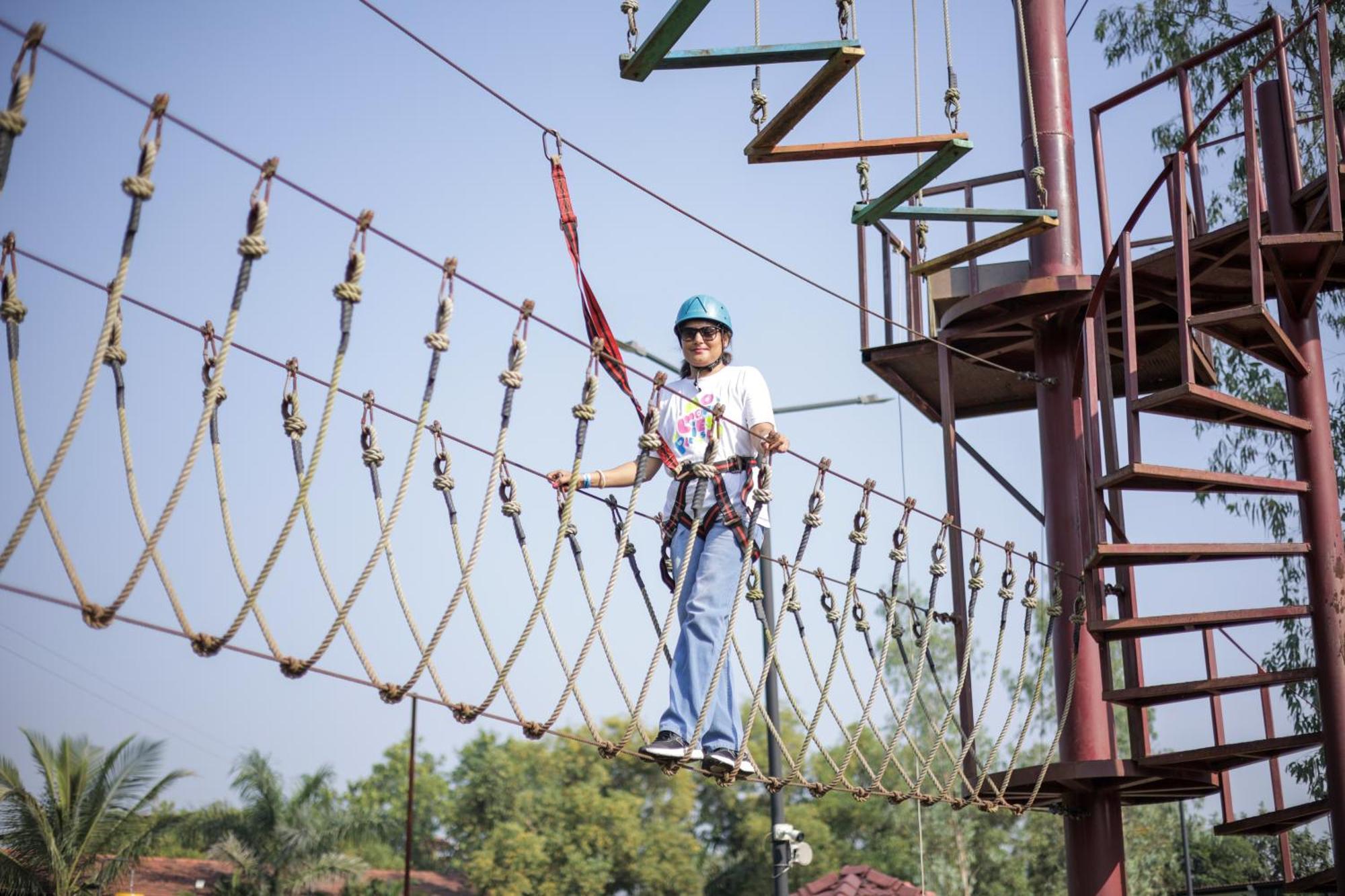 Vits Roccia Hill Resort And Adventure Park, Navapur Songadh 外观 照片